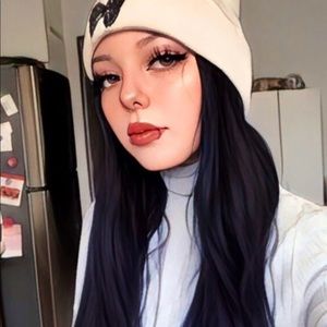 Meet your Posher, Hayley